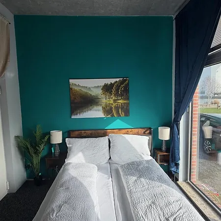 Wohnglueck Alte Werft Apartament Leer